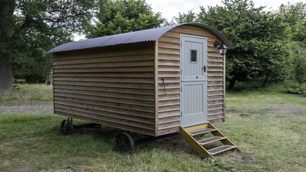 Stratco shed